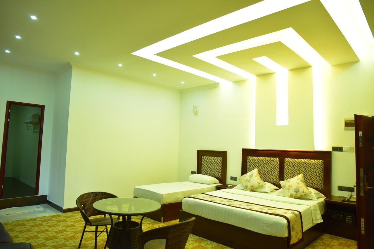 Euro Star Hotel Katunayaka Kültér fotó